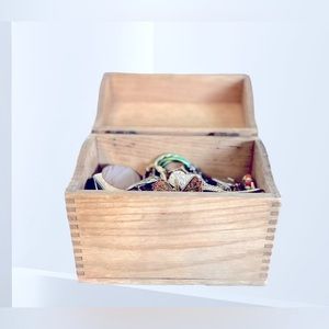 !! Vintage Bundle Jewelry Box !!